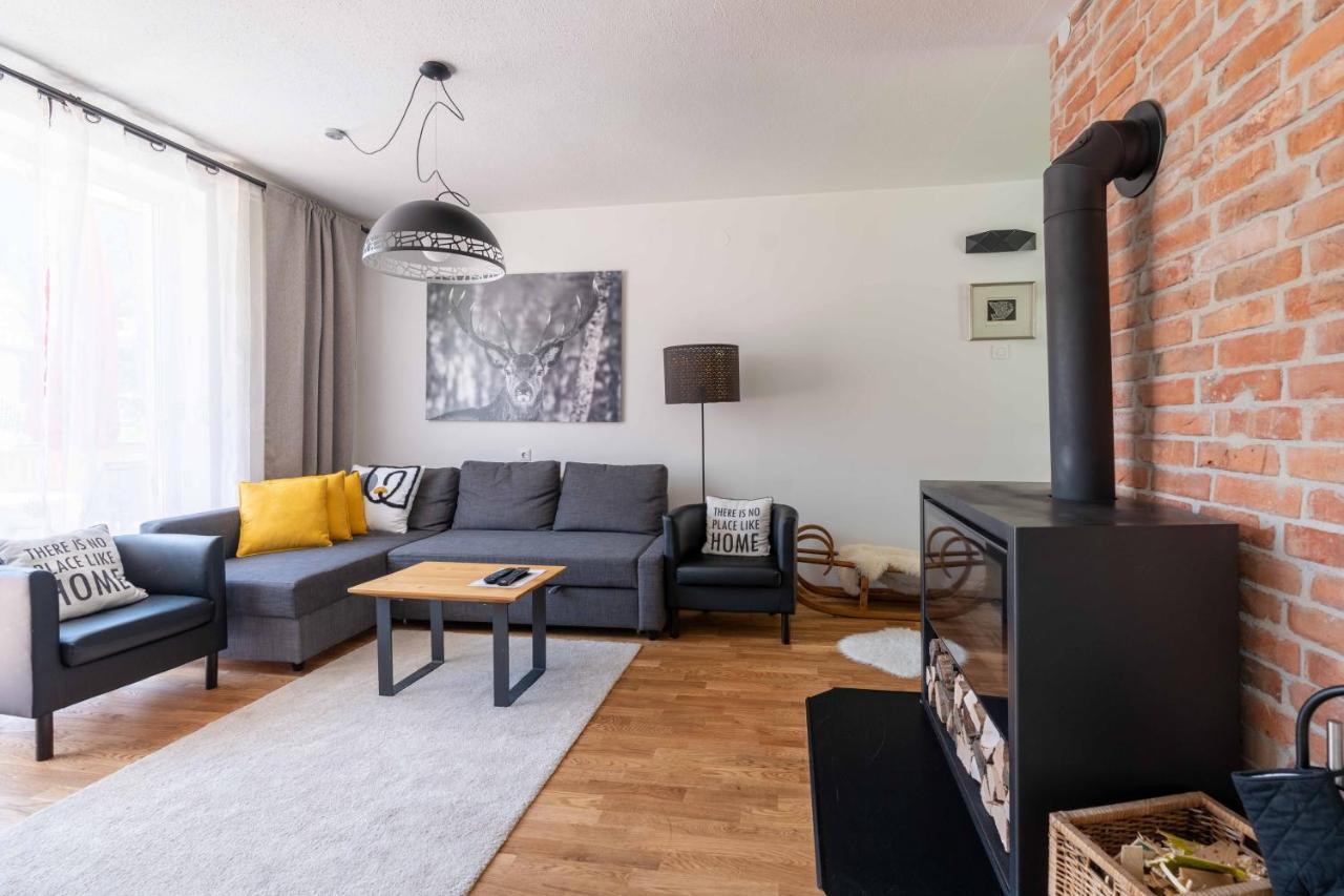 Apartma Pecek Kranjska Gora Ngoại thất bức ảnh